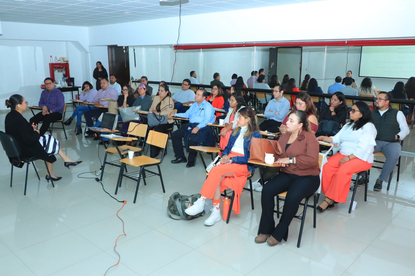 Defensoría de los Derechos Universitarios UATx ofreció el segundo taller Garza Segura